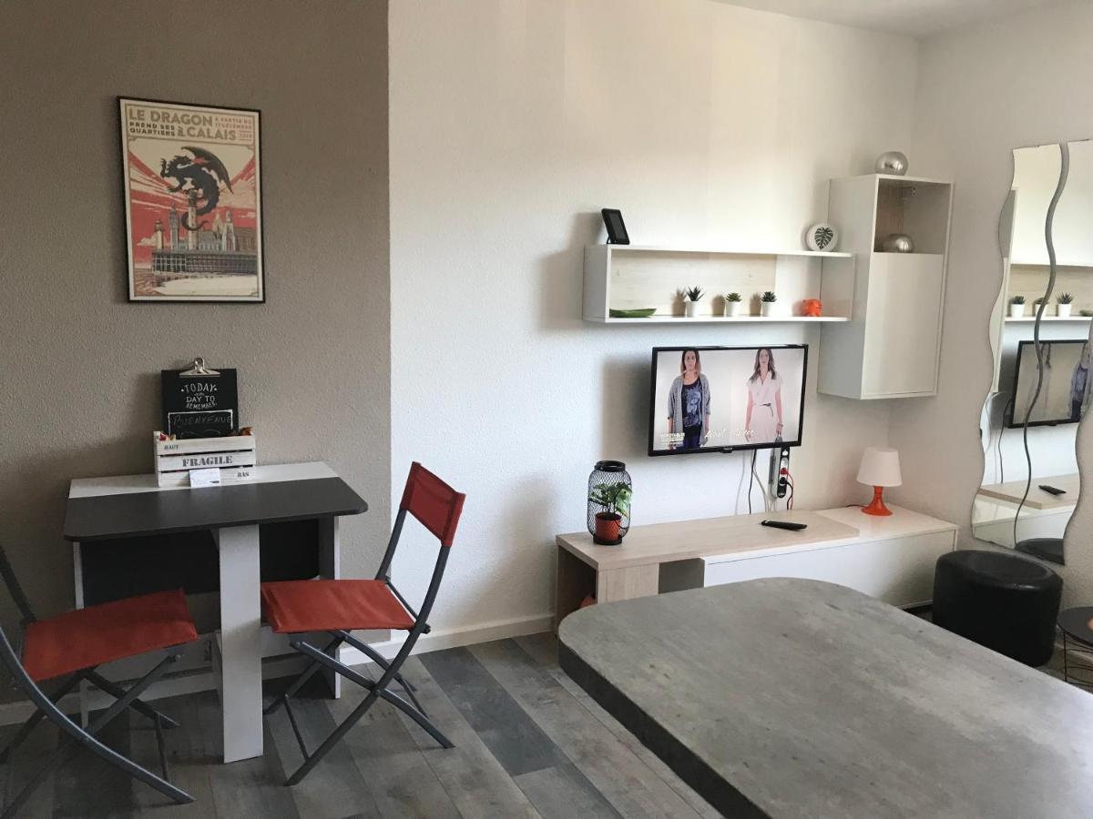 La Plage Superbe Studio Refait A Neuf Calais Exterior photo
